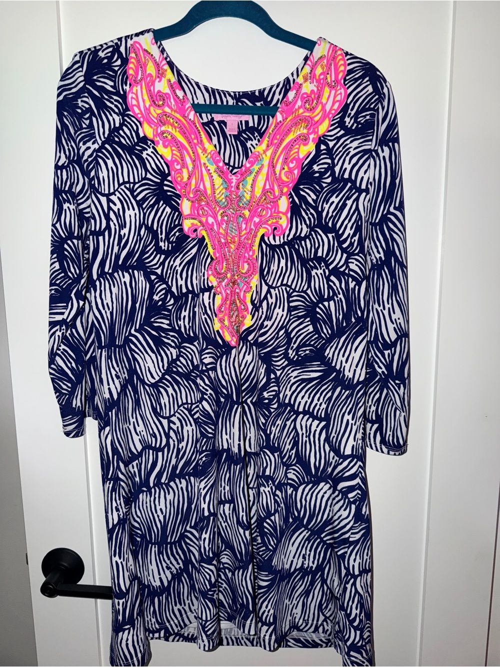 Lilly Pulitzer Navy White Tunic with Pink beaded V-Neck